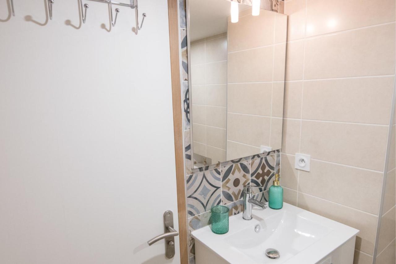 Kasa Home - Calme, Cosy, Wifi & Netflix Saint-Martin-la-Plaine Eksteriør bilde